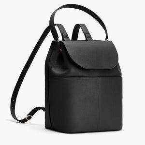 Cuyana Leather Backpack (Black - 13 inch)